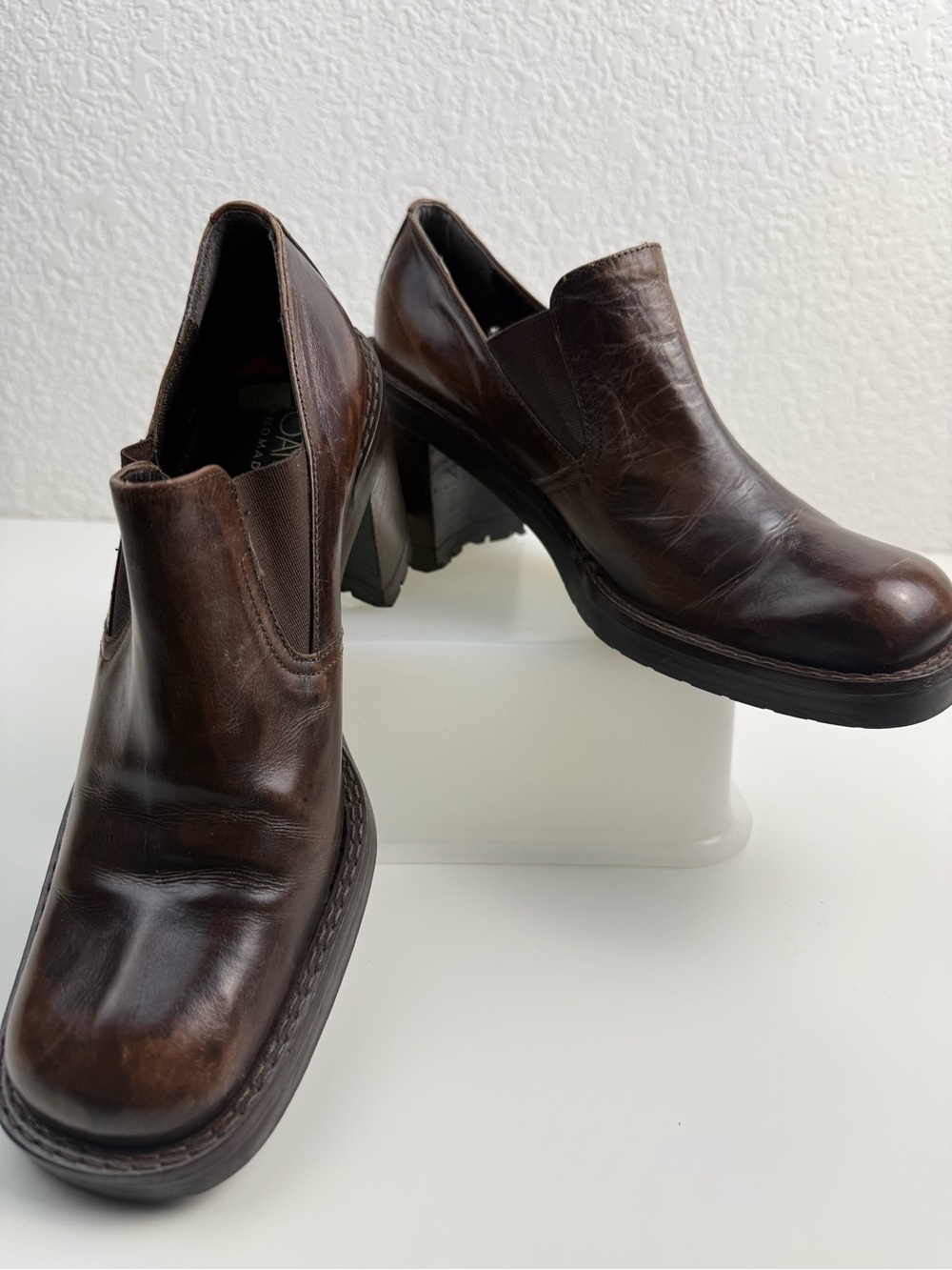 Joan & David | Handmade in Italy | Leather Slip-On Heels | Brown | EU 38 - Picture 8 of 10